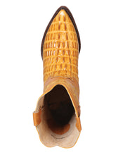 Load image into Gallery viewer, El Señor de los Cielos Men’s Western Boot - Caiman Tail Print Leather  - Butter 40843
