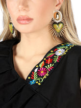 Load image into Gallery viewer, Artisanal Embroidered Set 100% Cotton Black 604048
